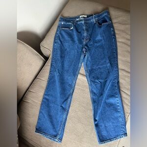 Abercombie size 16 regular. Used. Good condition.